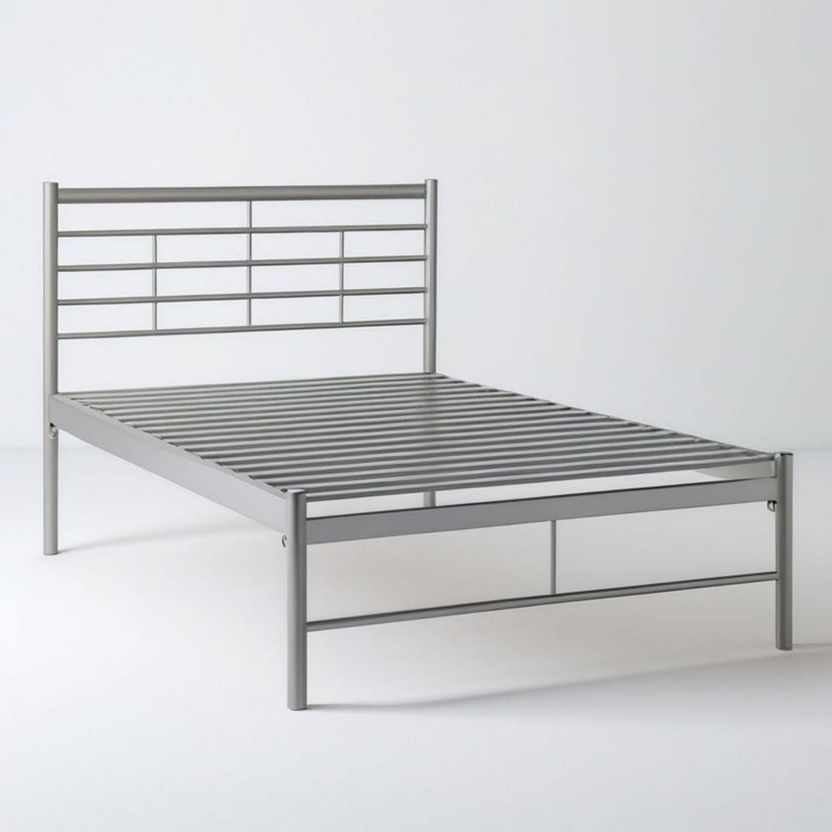Metallbett 90 x 200 cm in Silber mit Stahl-Lattenrost